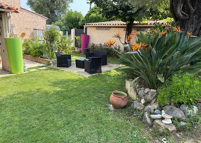 Вилла Magnifique Maison 6 Personne Piscine Антиб