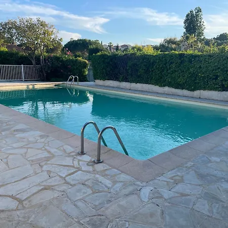 Magnifique Maison 6 Personne Piscine 昂蒂布