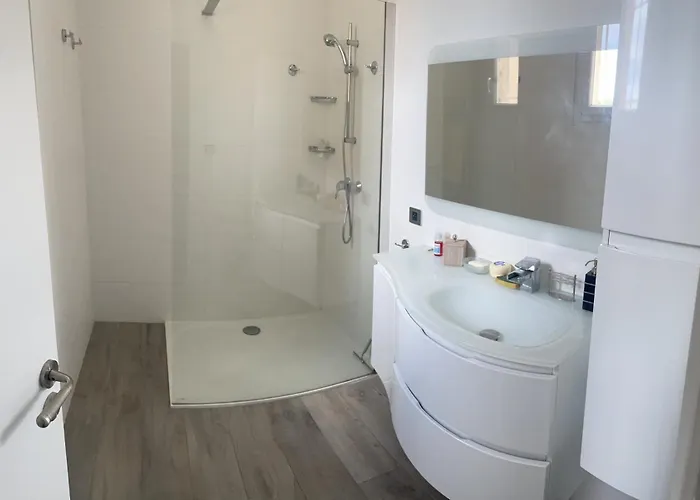 Magnifique Maison 6 Personne Piscine 昂蒂布